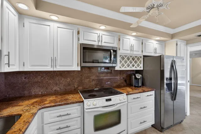 $395,000 | 14 Southeast Turtle Creek Drive, Unit B, Jupiter, FL 33469