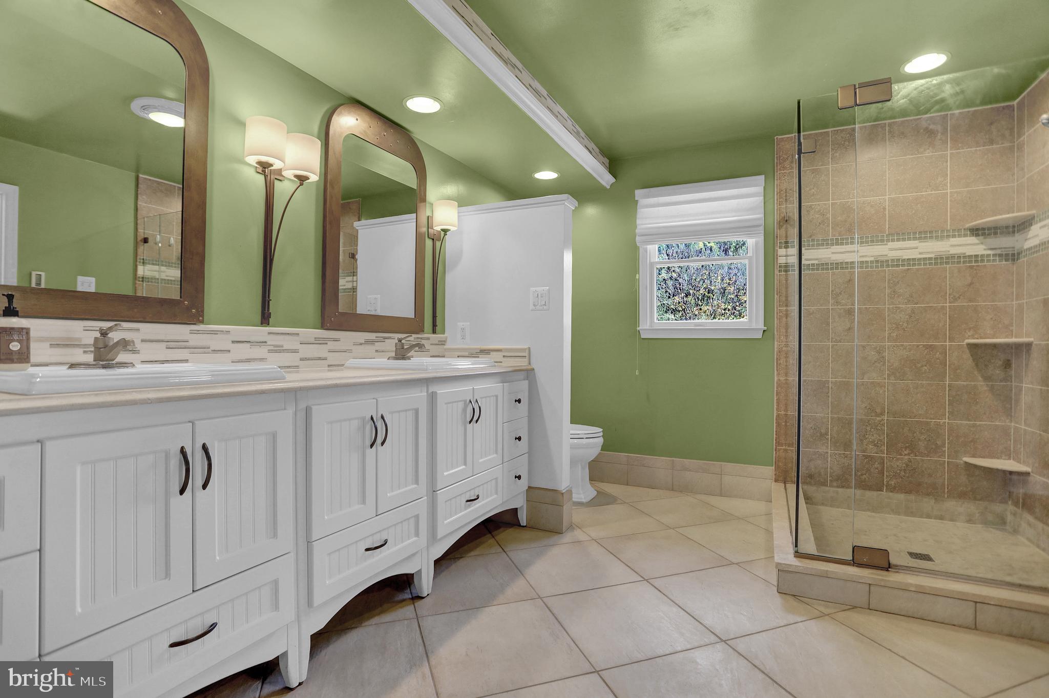 17611 Grace Road Hampstead, MD 21074 - Photo 34 of 78 Double Vanity