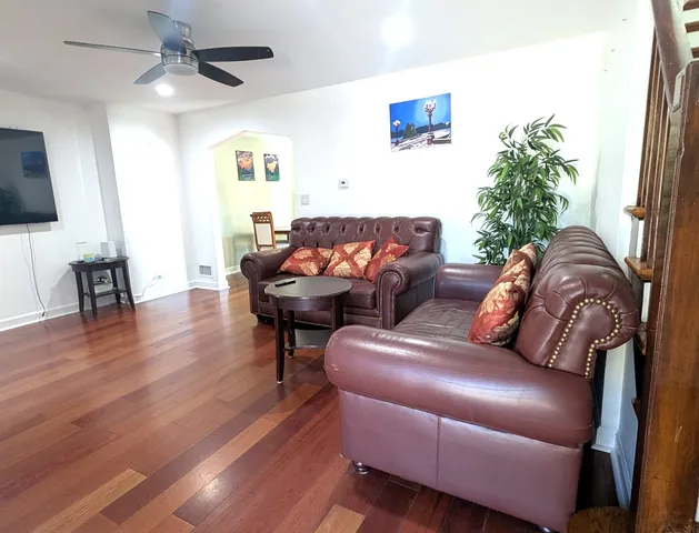 $389,000 | 6025 South Major Avenue, Chicago, IL 60638