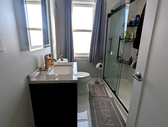 $389,000 | 6025 South Major Avenue, Chicago, IL 60638