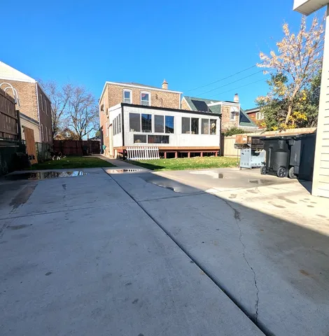 $389,000 | 6025 South Major Avenue, Chicago, IL 60638