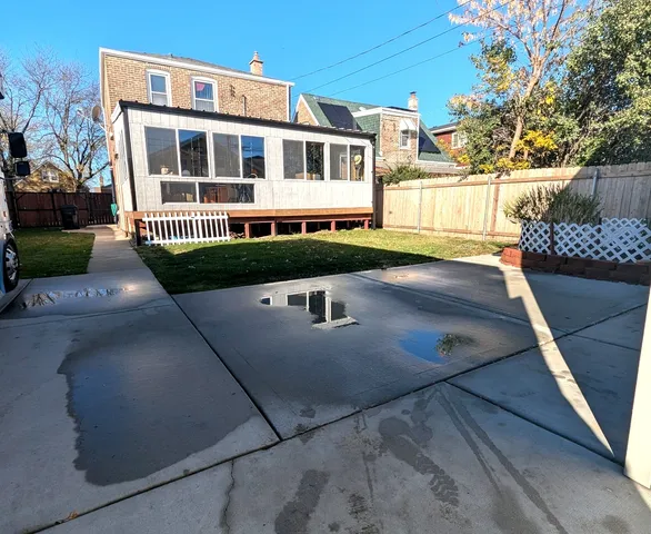 $389,000 | 6025 South Major Avenue, Chicago, IL 60638