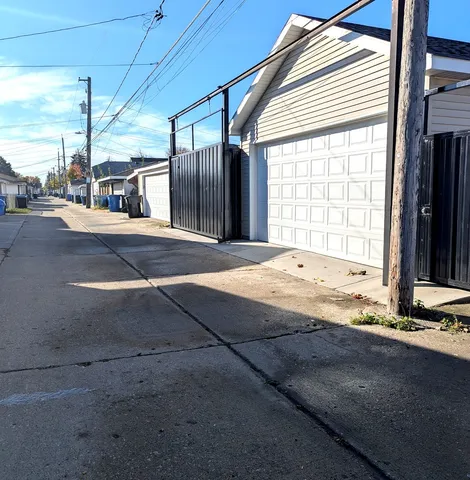 $389,000 | 6025 South Major Avenue, Chicago, IL 60638