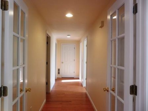 5 Kingsbury Road Webster, MA 01570 - Photo 8 of 29 a view of a hallway with a room
