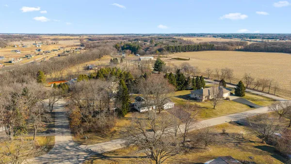 $495,000 | 2613 East Grandview Drive, Milton, WI 53563