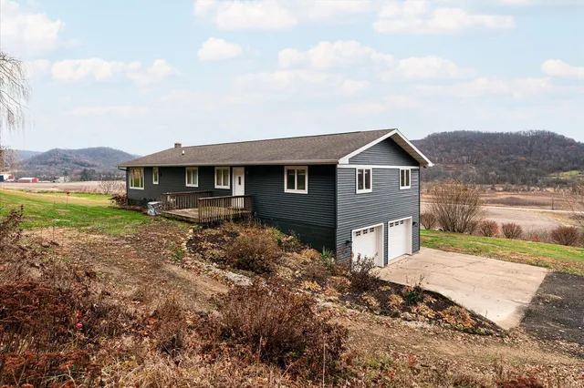 $409,900 | S1787 State Highway, Chaseburg, WI 54621