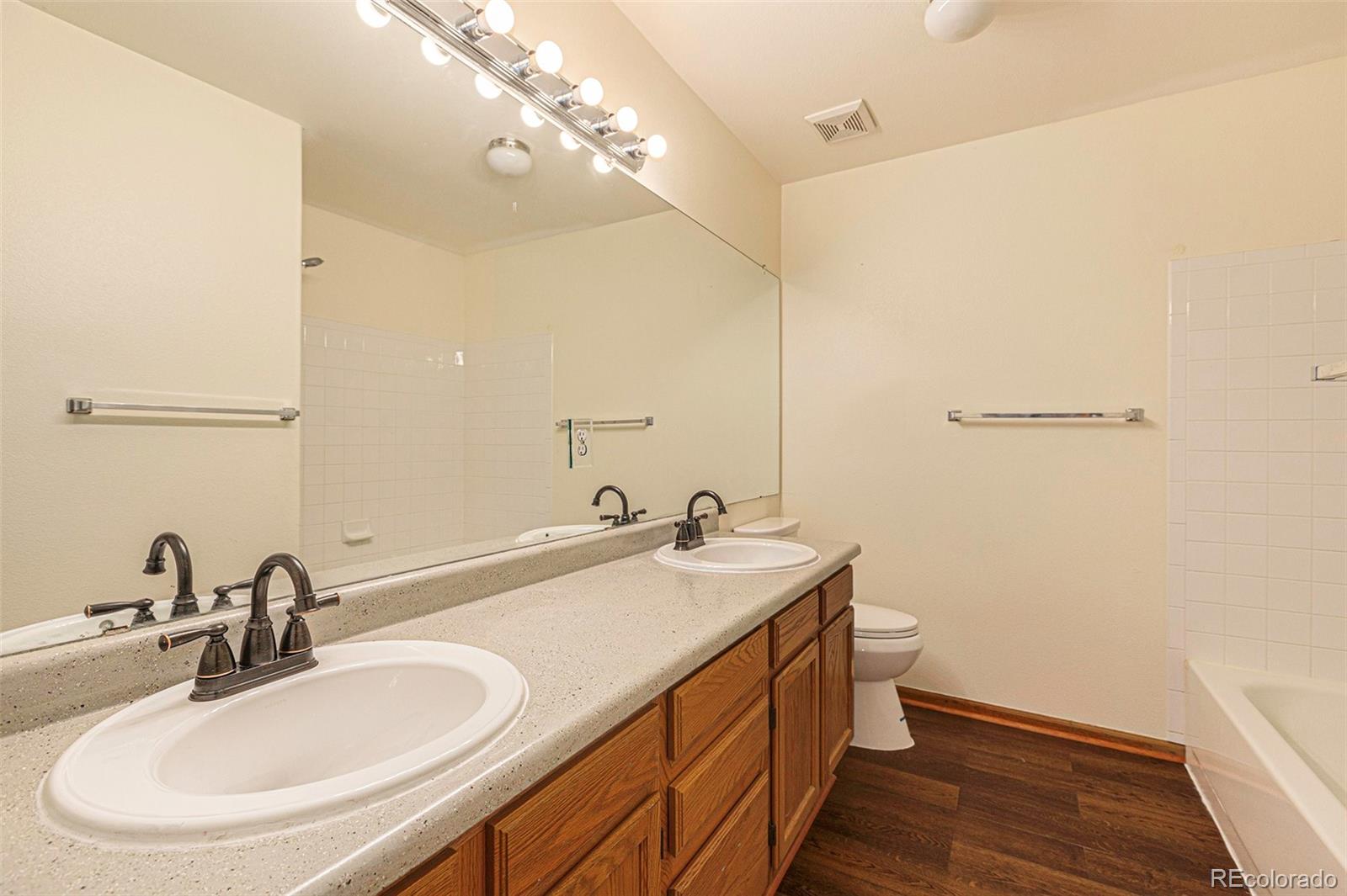 9917 Silver Maple Road Highlands Ranch, CO 80129 - Photo 24 of 35 Gallery Image 24