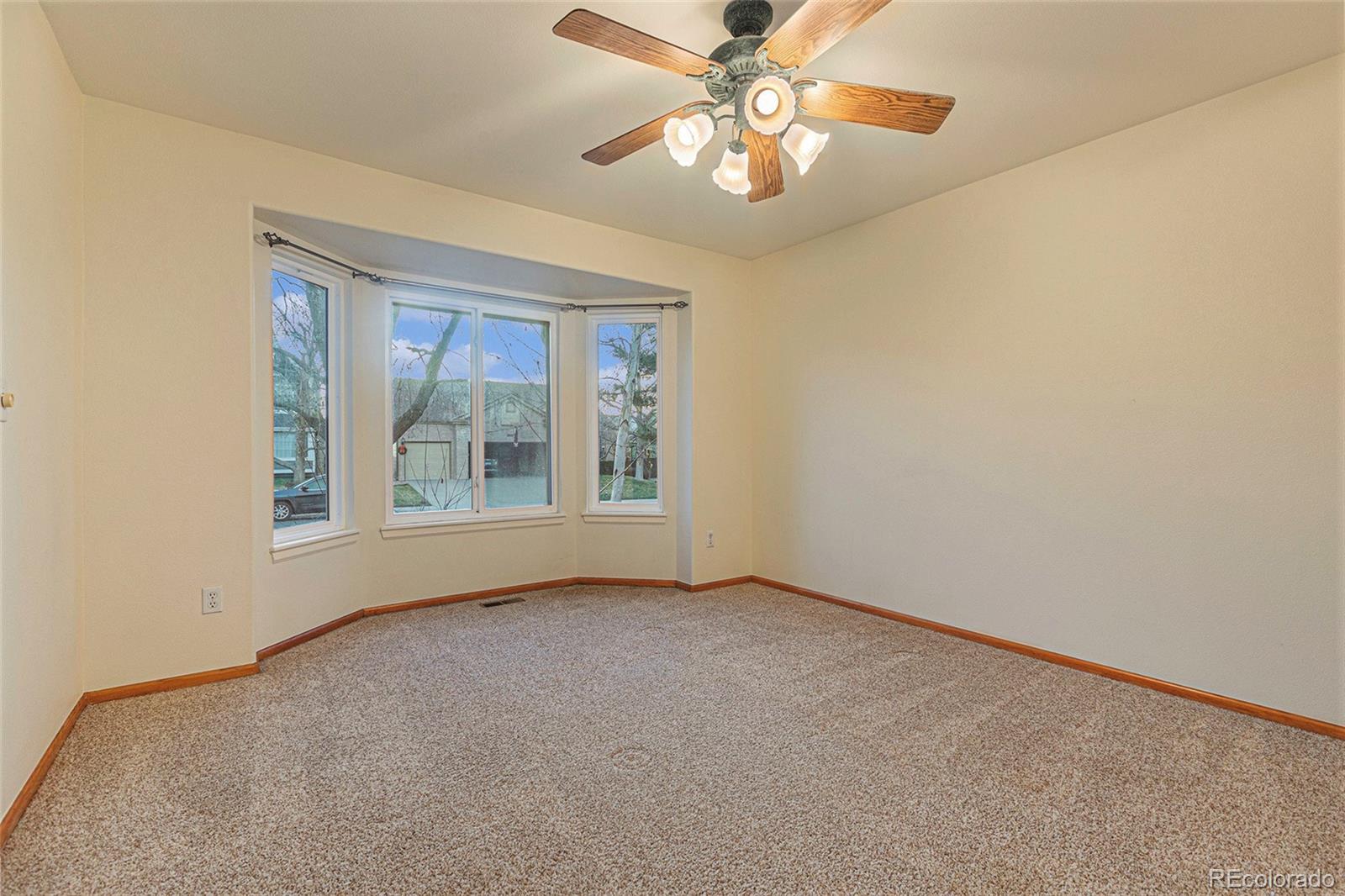 9917 Silver Maple Road Highlands Ranch, CO 80129 - Photo 6 of 35 Gallery Image 6
