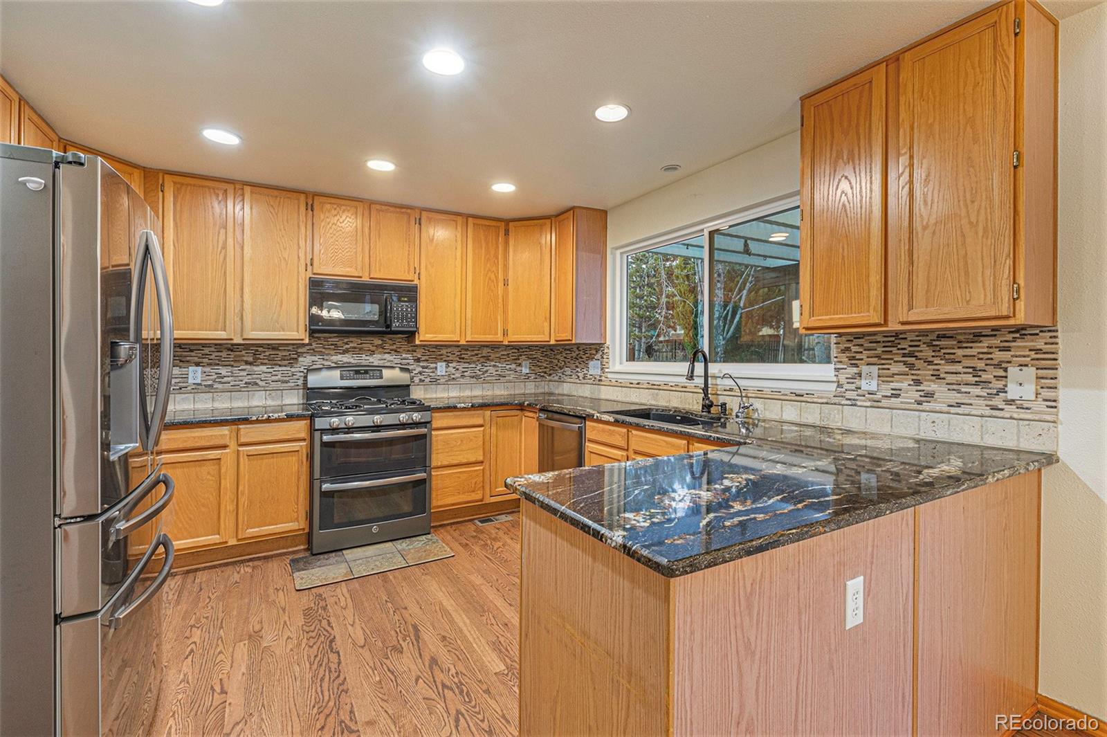 9917 Silver Maple Road Highlands Ranch, CO 80129 - Photo 8 of 35 Gallery Image 8