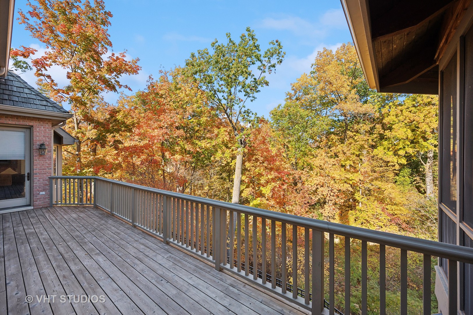 1015 Sheridan Road Glencoe, IL 60022 - Photo 25 of 29 a view of balcony with wooden floor