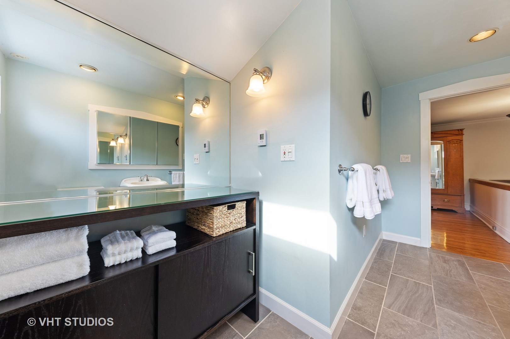 280 Bartram Road Riverside, IL 60546 - Photo 21 of 41