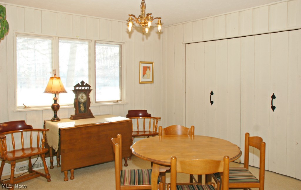 2469 Stockbridge Road Akron, OH 44313 - Photo 14 of 25