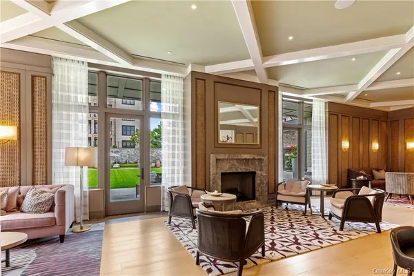 $1,995,000 | 120 Old Post Road, Unit PHE303, Rye, NY 10580