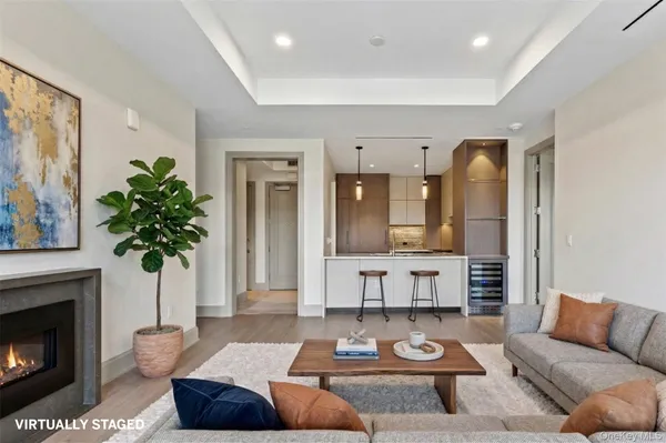 $1,995,000 | 120 Old Post Road, Unit PHE303, Rye, NY 10580