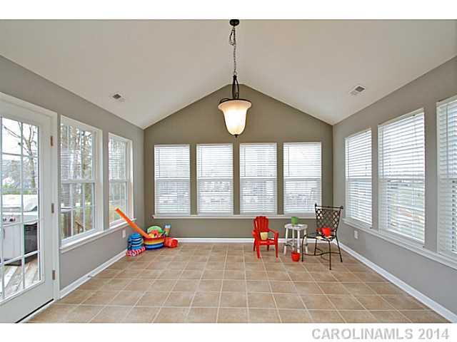 639 Alsace Lane Fort Mill, SC 29708 - Photo 3 of 16 Gallery Image 3