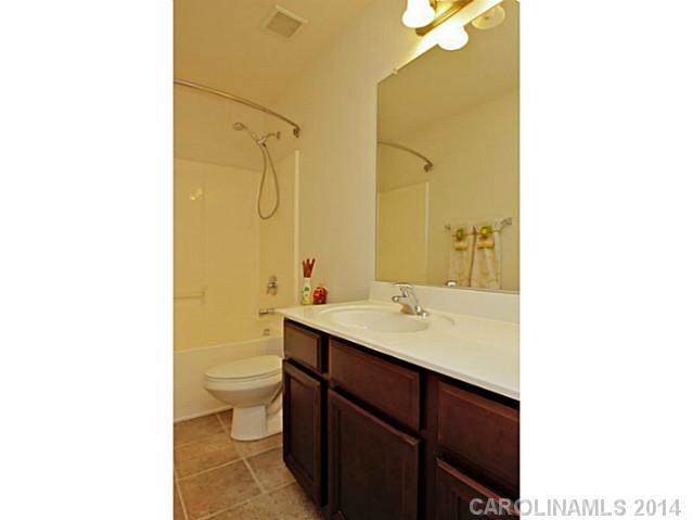 639 Alsace Lane Fort Mill, SC 29708 - Photo 10 of 16 Gallery Image 10