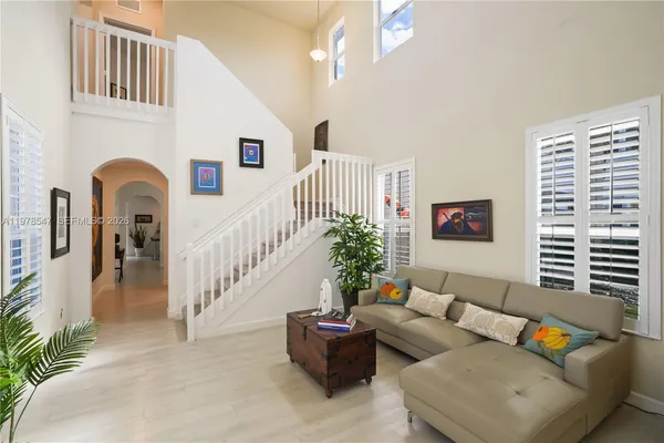 a view of livingroom with furniture and window