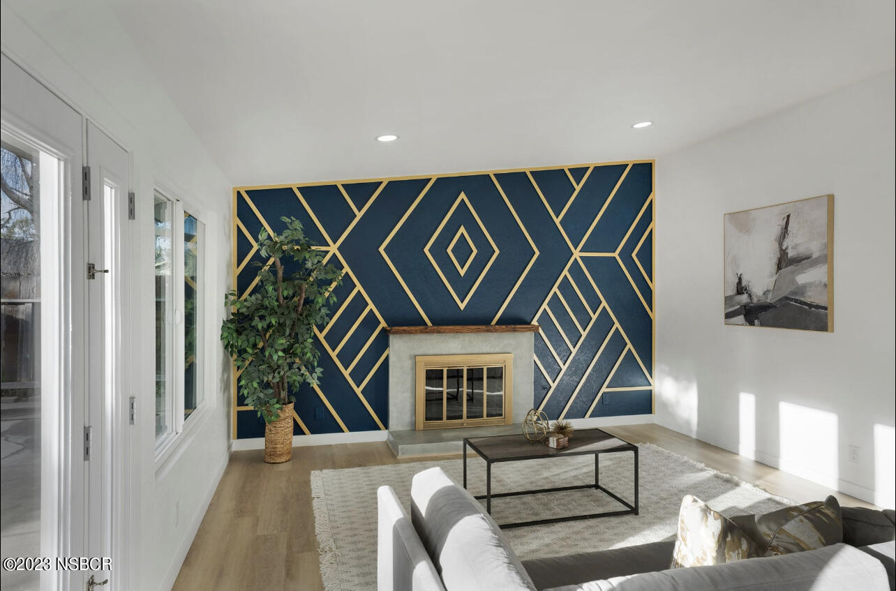 217 South Tulip Street Lompoc, CA 93436 - Photo 6 of 20 E08674E8-6A89-4B37-84B4-FC6416FF71DA