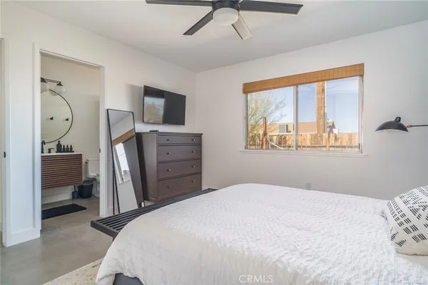 $2,350 | 61660 Valley View Drive, Joshua Tree, CA 92252