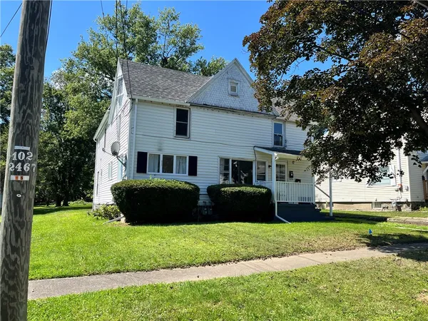 $900 | 77 Cleveland Avenue, Elmira, NY 14905