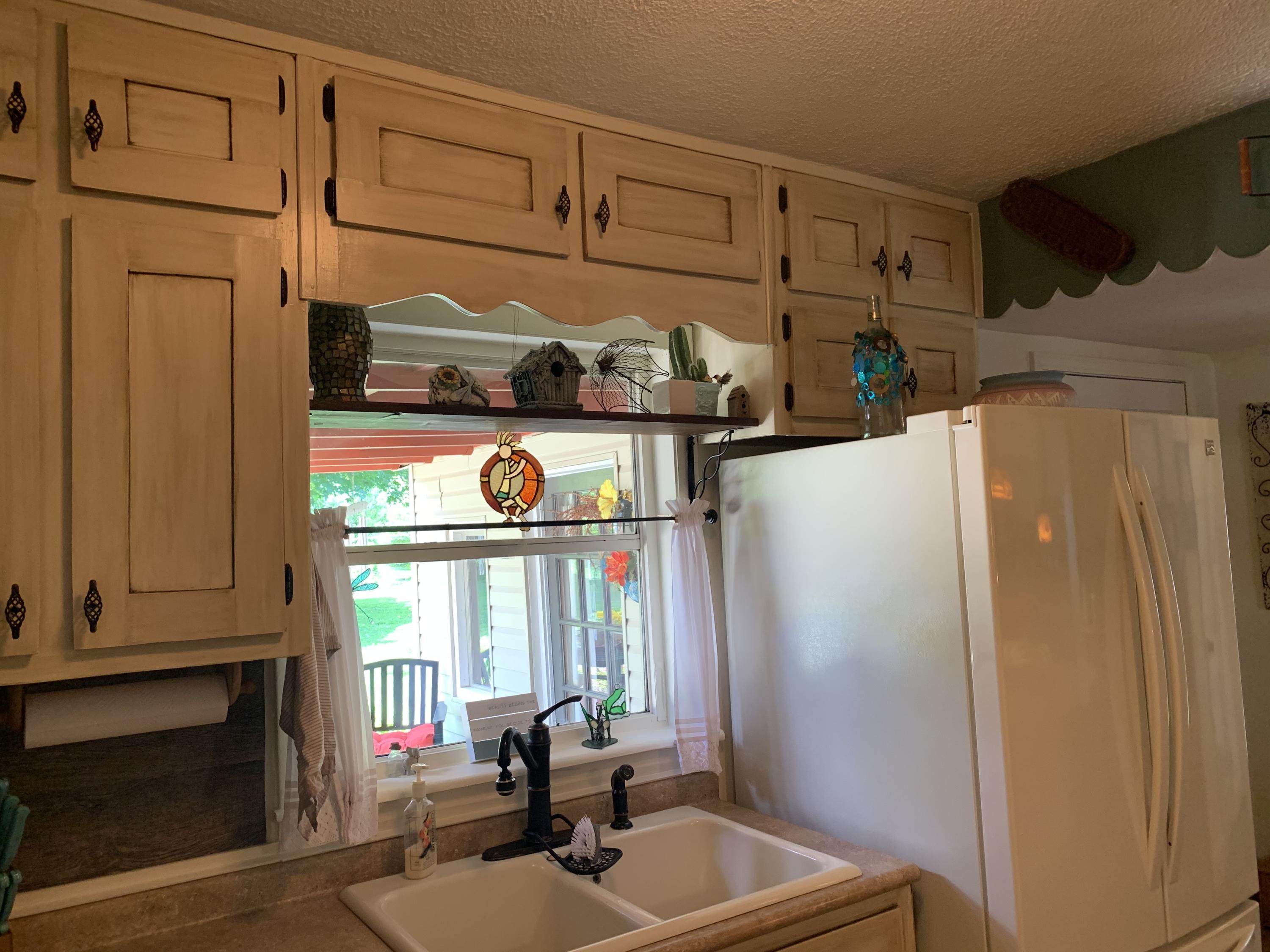 308 Hamilton Road Knoxville, TN 37920 - Photo 26 of 40 kitchen window