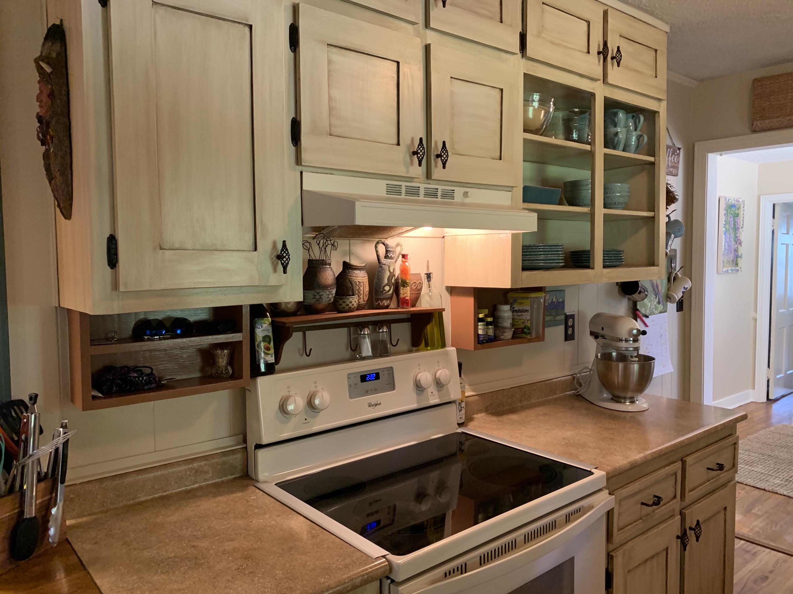 308 Hamilton Road Knoxville, TN 37920 - Photo 27 of 40 kitchen stove