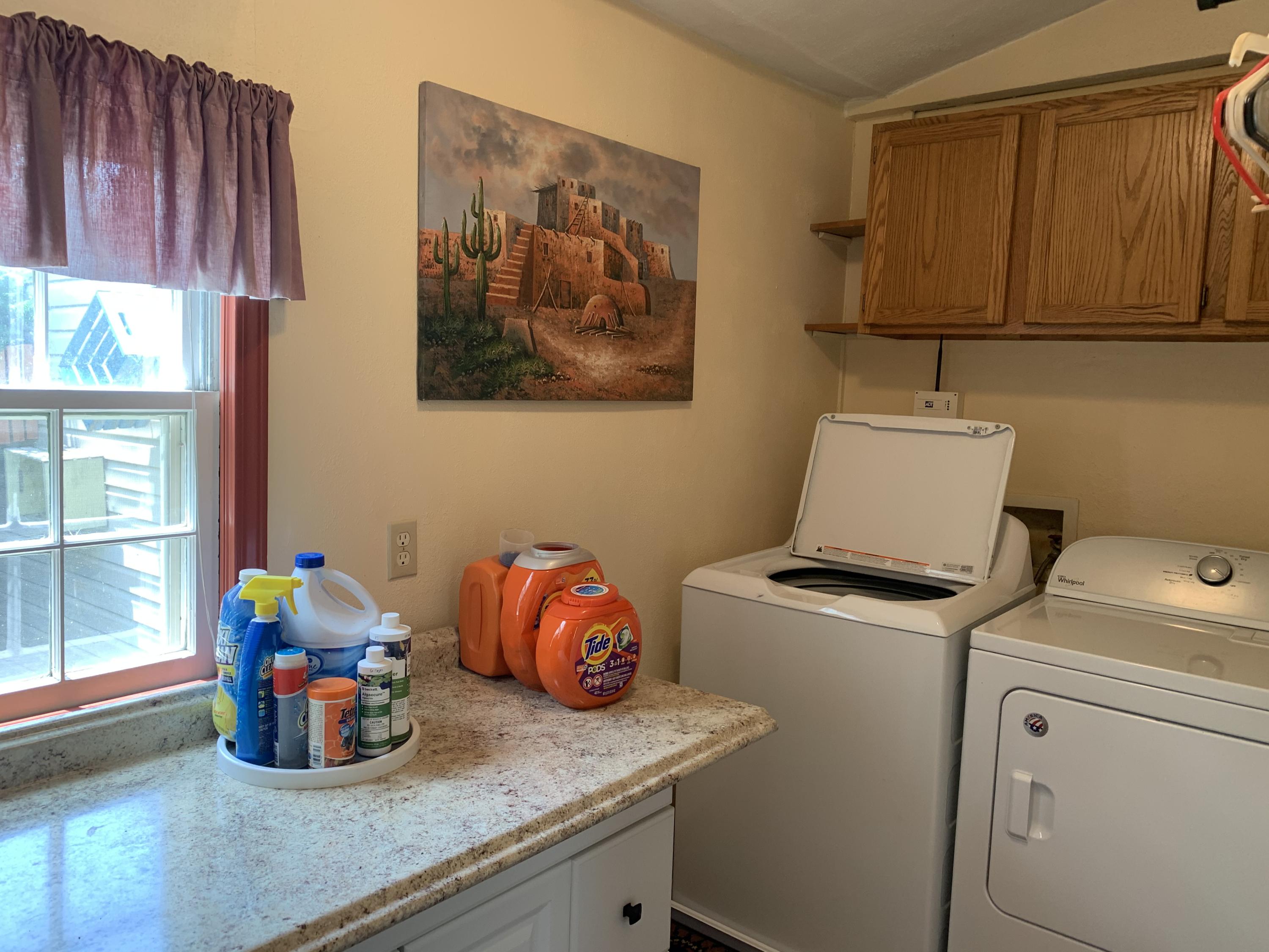 308 Hamilton Road Knoxville, TN 37920 - Photo 30 of 40 laundry
