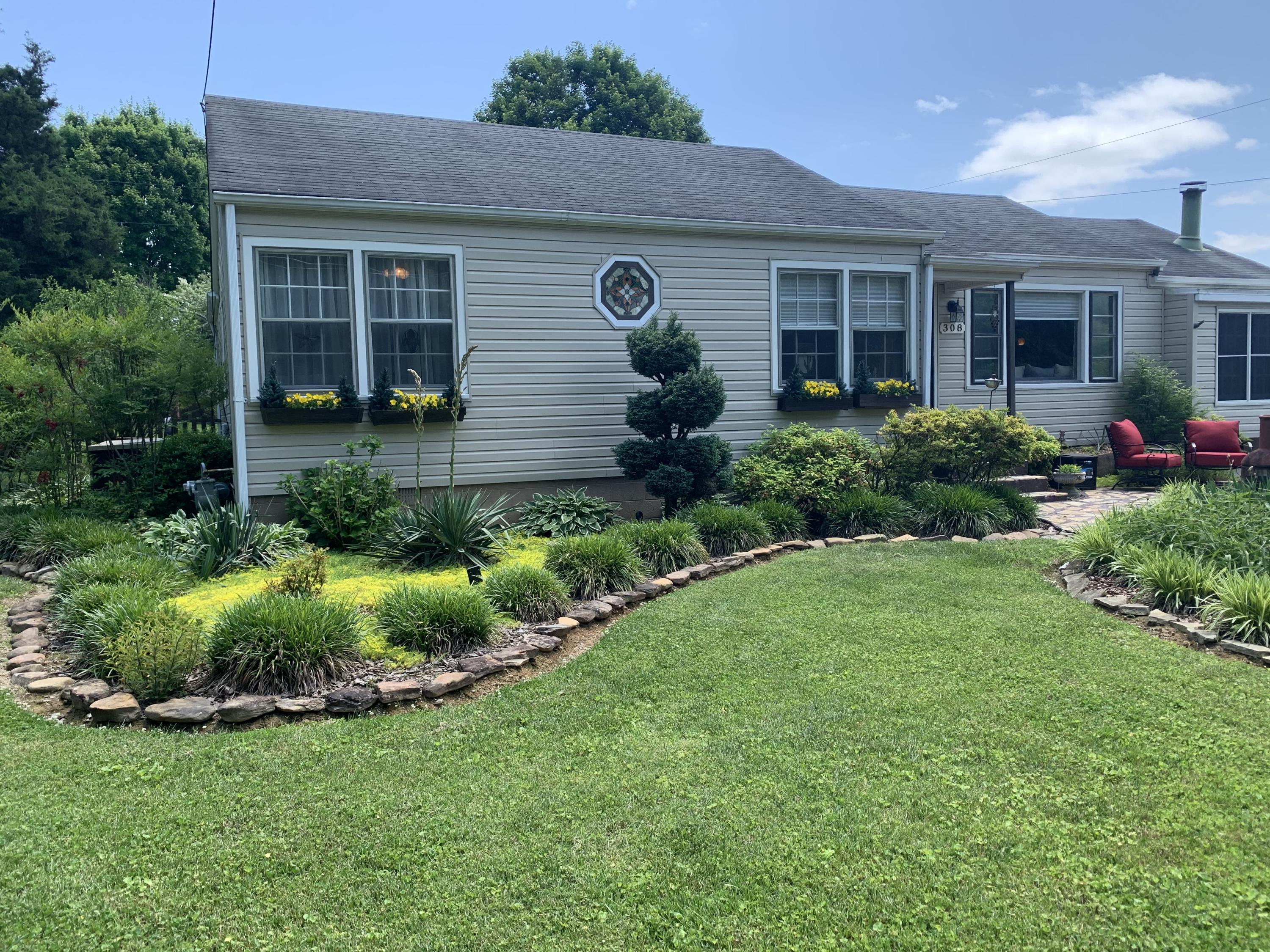 308 Hamilton Road Knoxville, TN 37920 - Photo 6 of 40 close of front