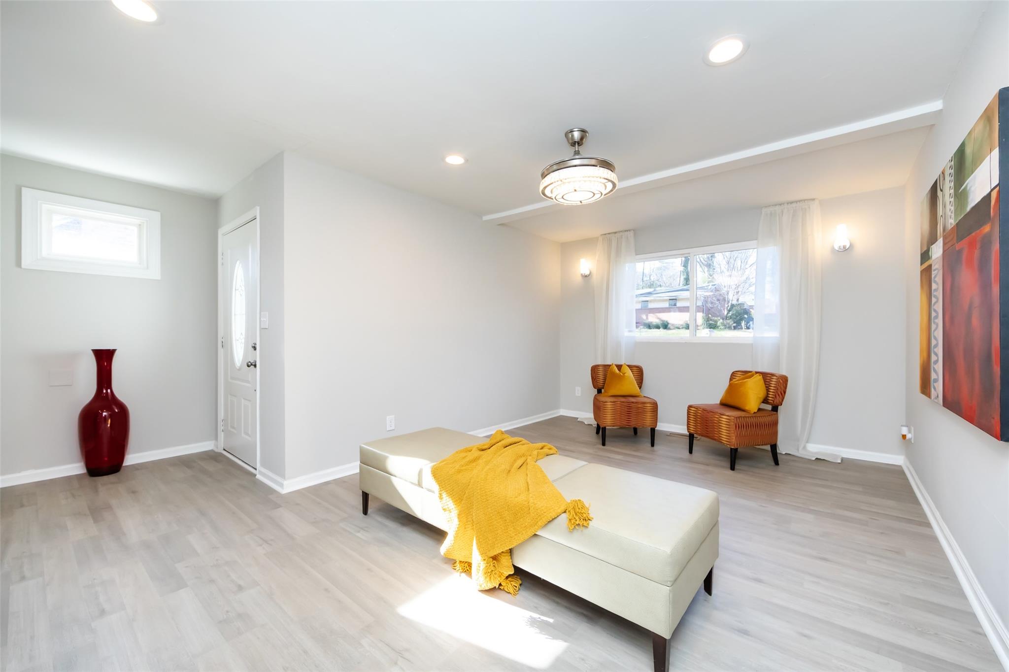 5147 Queen Anne Road Charlotte, NC 28217 - Photo 3 of 18 Gallery Image 3