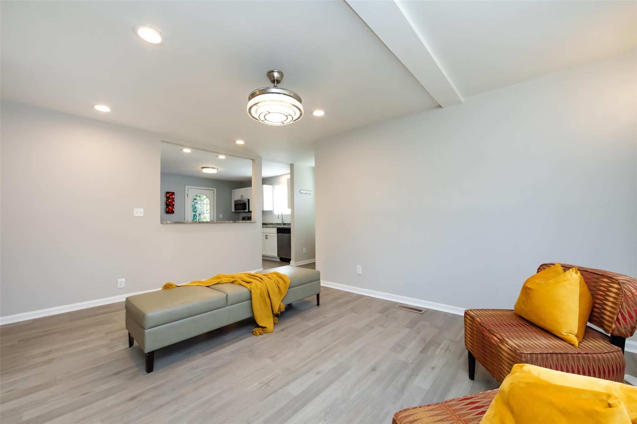 5147 Queen Anne Road Charlotte, NC 28217 - Photo 5 of 18 Gallery Image 5