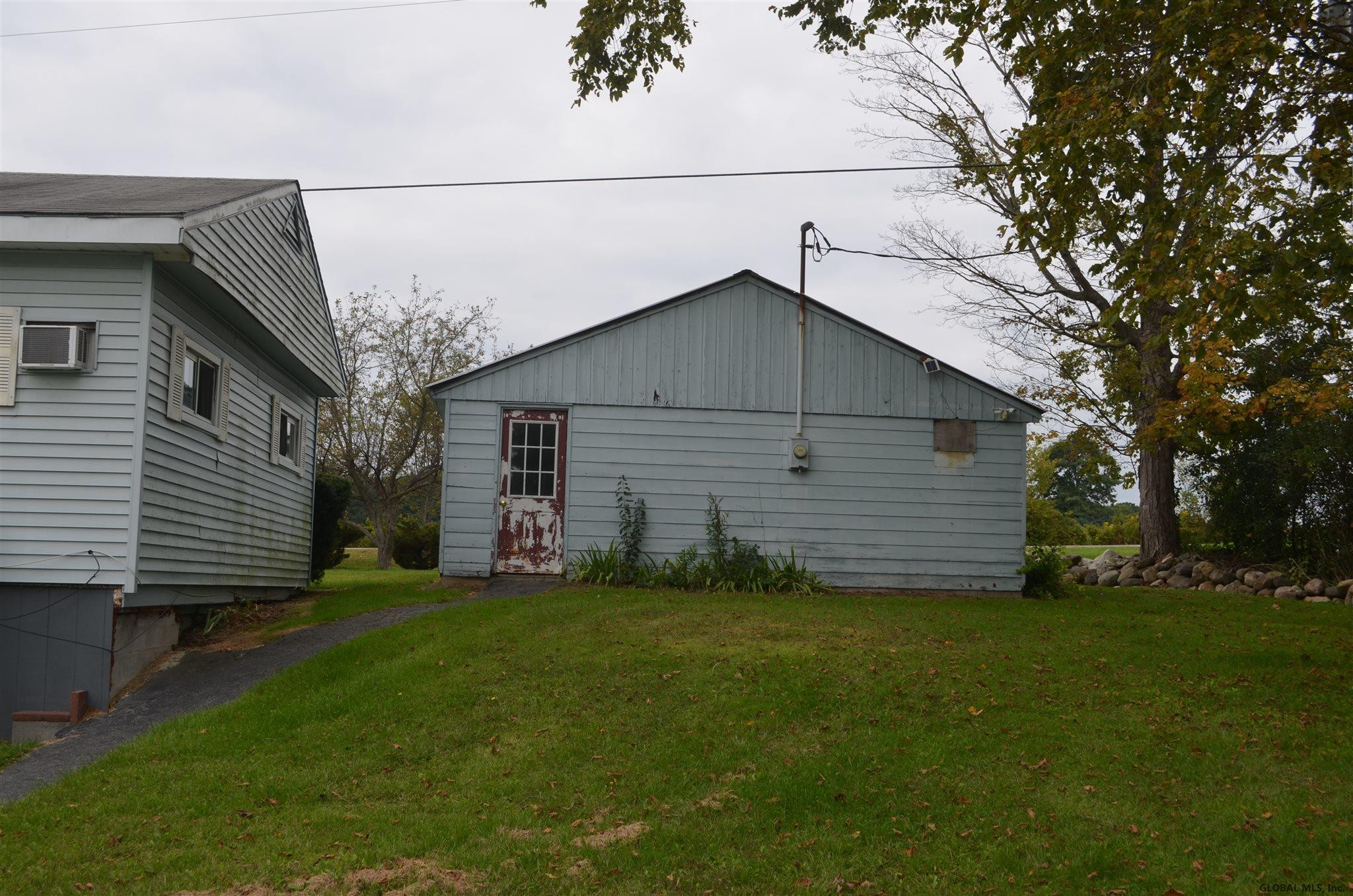 552 Middleline Road Ballston Spa, NY 12020 - Photo 5 of 24 Photo 5