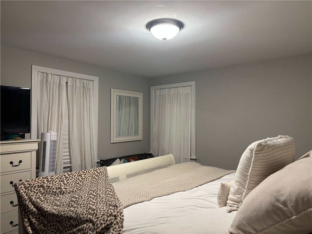 7 Sherbrook Road Barrington, RI 02806 - Photo 34 of 34 Large BR furnished