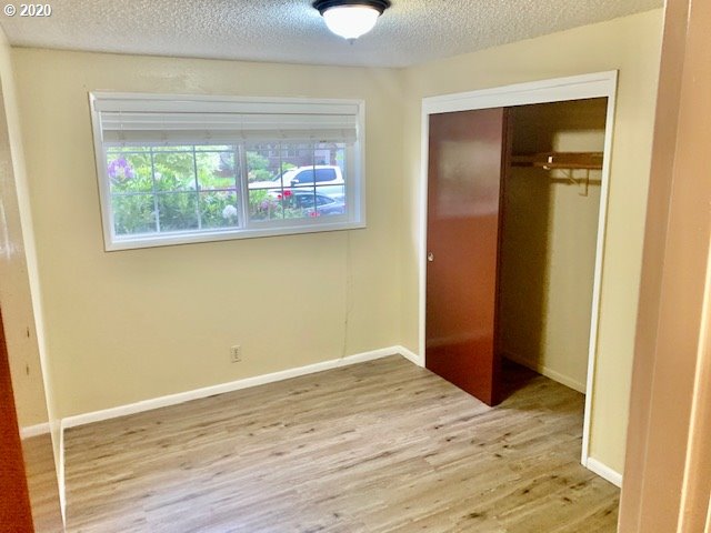 2780 21st Street Springfield, OR 97477 - Photo 9 of 11