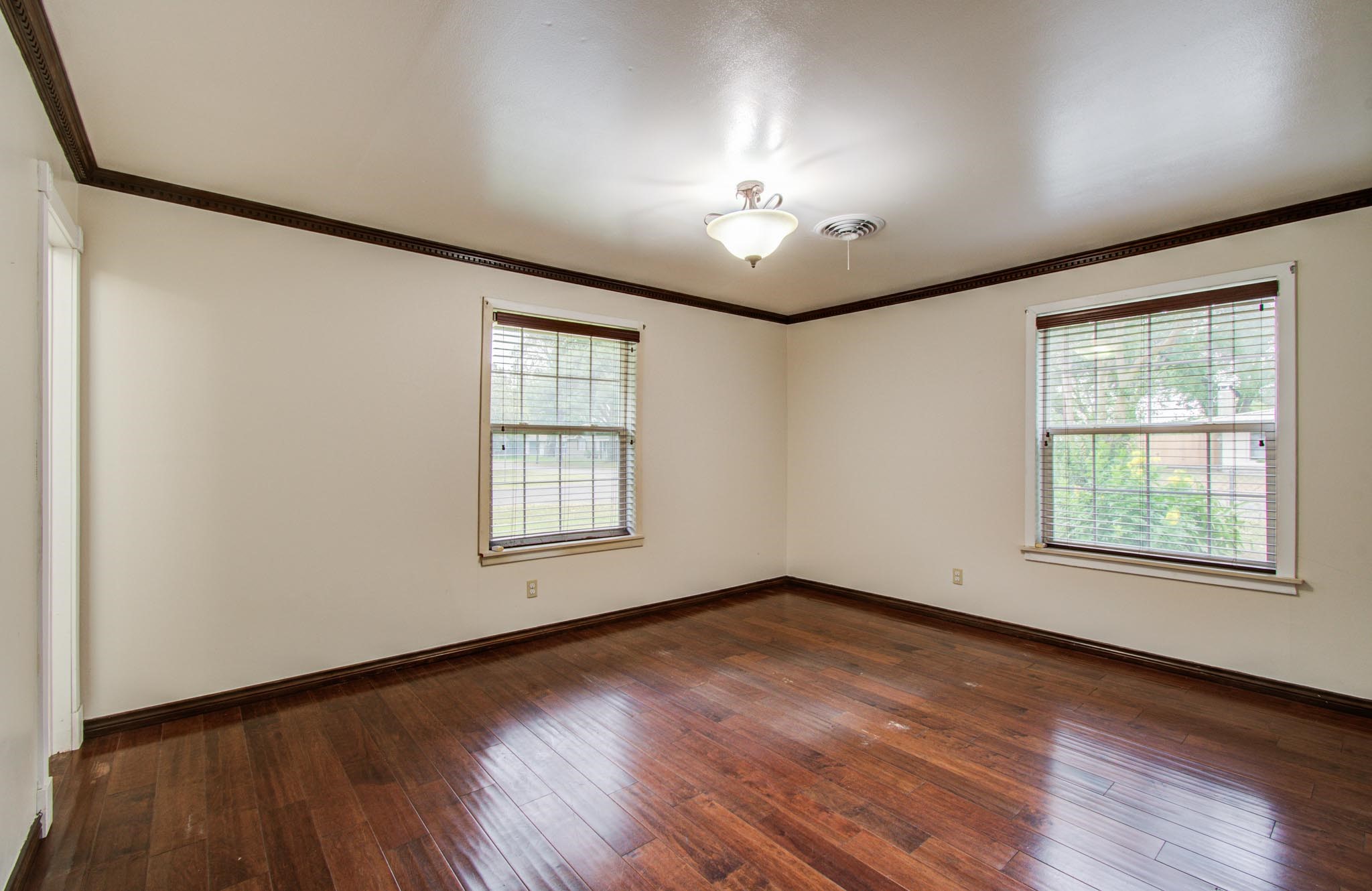 1722 Front Street Columbus, TX 78934 - Photo 9 of 41