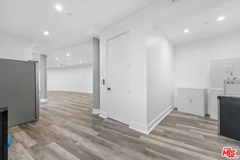 $5,295,000 | 6181 Temple Hill Drive, Los Angeles, CA 90068