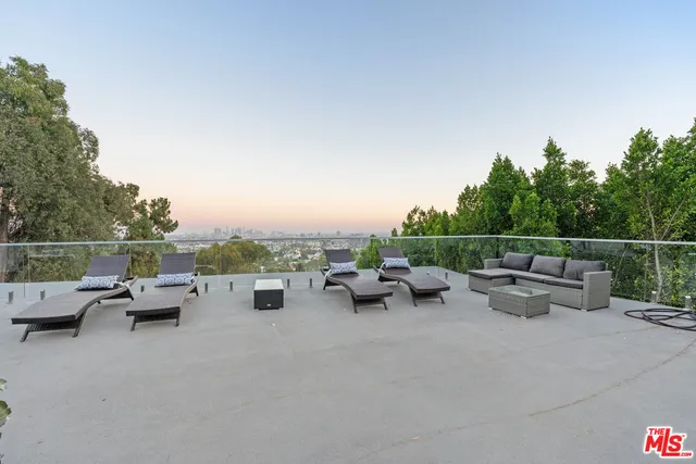 $5,295,000 | 6181 Temple Hill Drive, Los Angeles, CA 90068