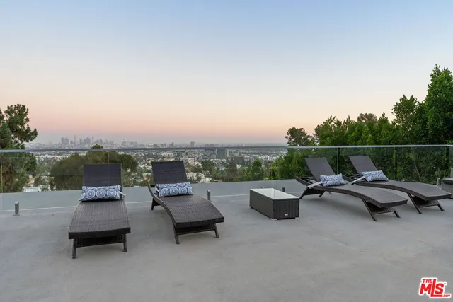 $5,295,000 | 6181 Temple Hill Drive, Los Angeles, CA 90068