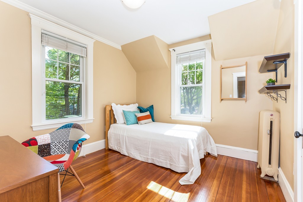 25 Canterbury Road Newton, MA 02461 - Photo 13 of 19 Gallery Image 13