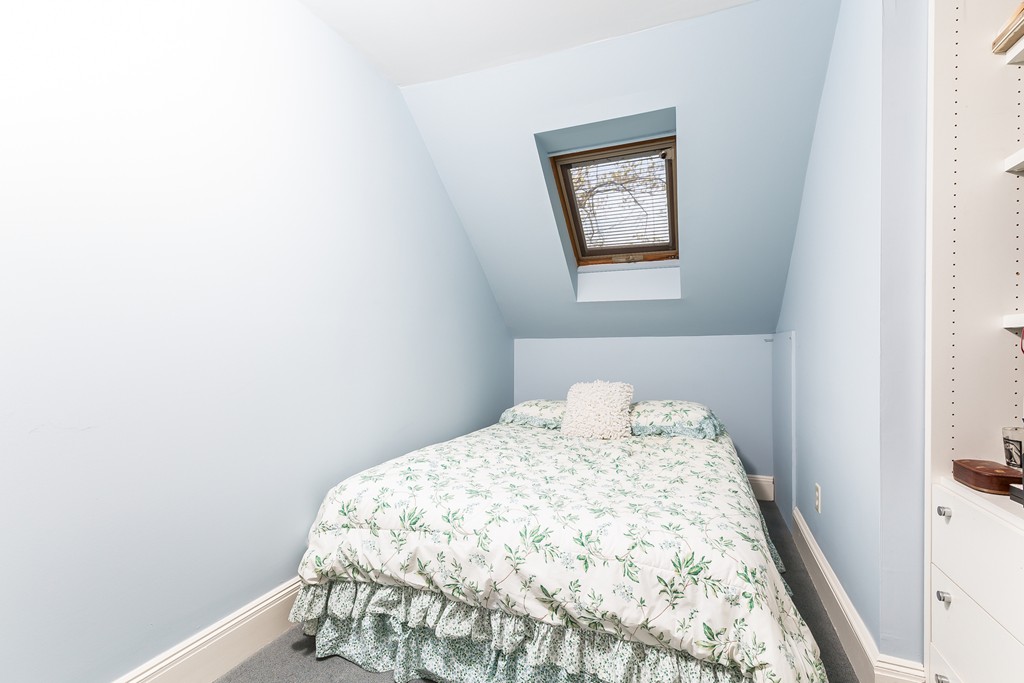 25 Canterbury Road Newton, MA 02461 - Photo 15 of 19 Gallery Image 15