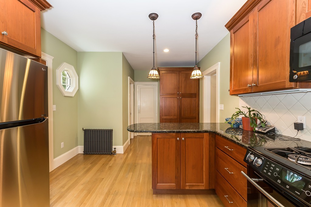 25 Canterbury Road Newton, MA 02461 - Photo 10 of 19 Gallery Image 10