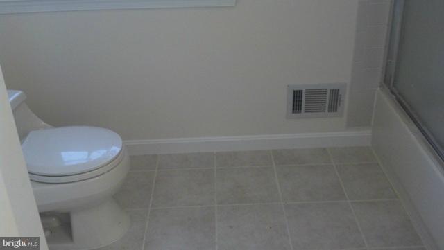 2206 Falling Creek Road Silver Spring, MD 20904 - Photo 16 of 21 Bath