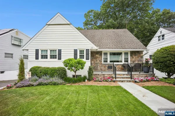 $699,000 | 23 Andover Place, Bloomfield, NJ 07003