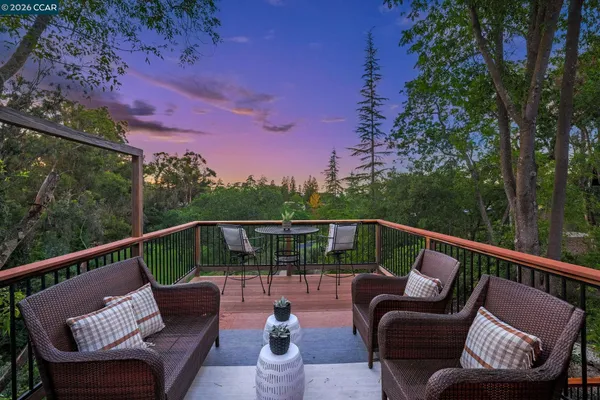 $1,250,000 | 1418 Linton Place, Martinez, CA 94553
