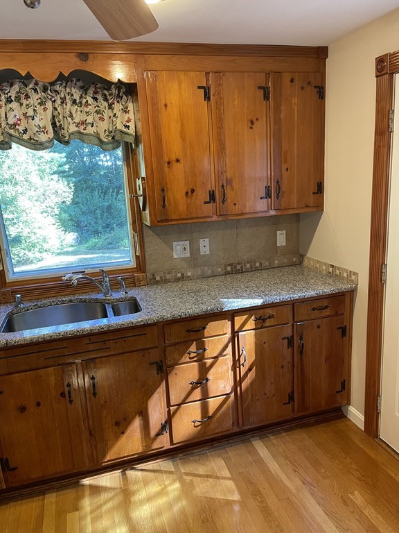 105 Sudbury Road Ashland, MA 01721 - Photo 8 of 36 Gallery Image 8