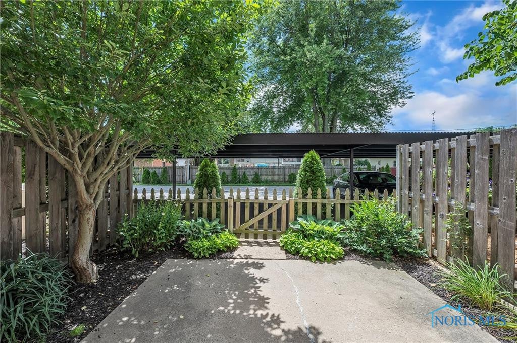 6711 Garden Road, Unit 6711 Maumee, OH 43537 - Photo 24 of 27 Gallery Image 24