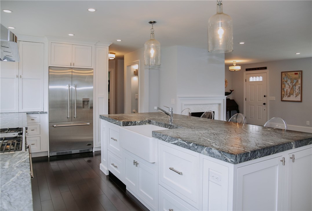 5 Gooseberry Road Newport, RI 02840 - Photo 8 of 32