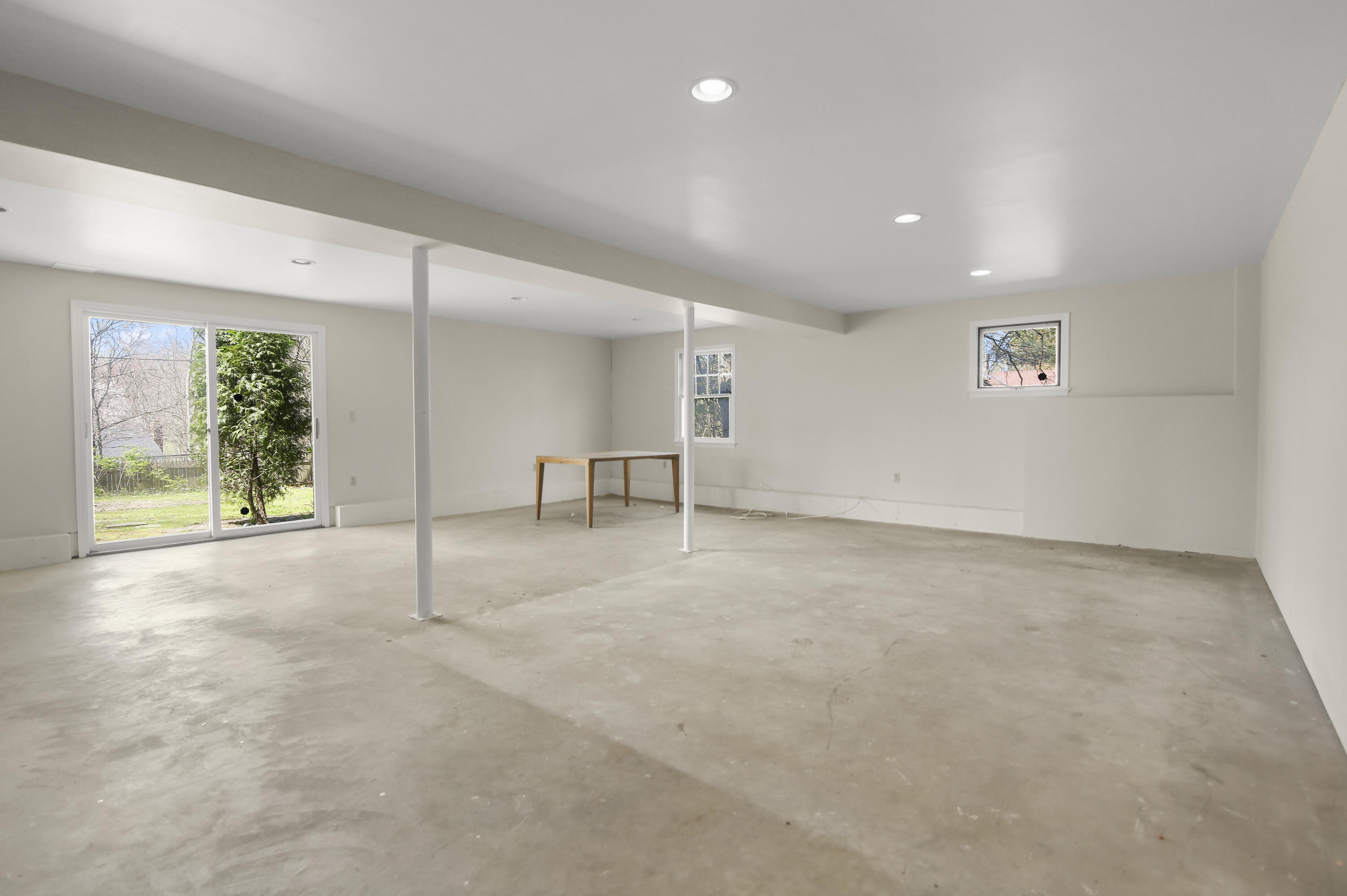 5 Barringer Road Darien, CT 06820 - Photo 28 of 39 an empty room with windows