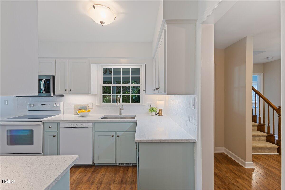 924 Pebblebrook Drive Raleigh, NC 27609 - Photo 18 of 60 25-924 Pebblebrook Dr