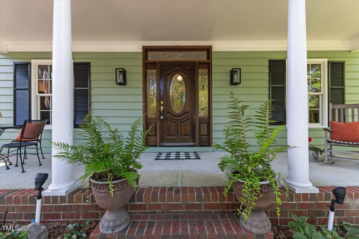 924 Pebblebrook Drive Raleigh, NC 27609 - Photo 5 of 60 06-924 Pebblebrook Dr