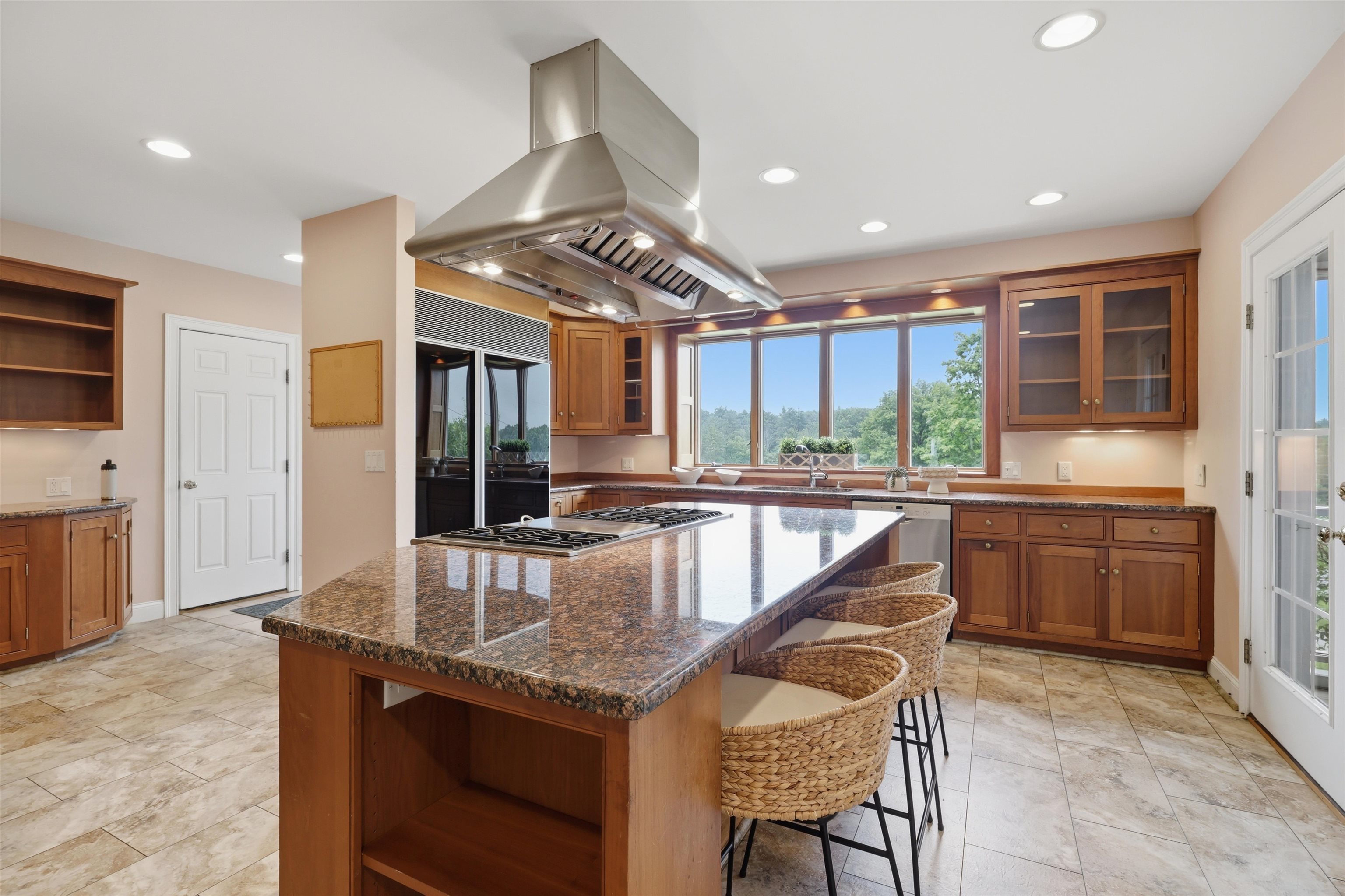 20 Whitehall Road South Hampton, NH 03827 - Photo 5 of 51